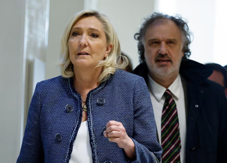 مارین لۆپێن بۆ ماوەی پێنج ساڵ لە خۆکاندیدکردن بۆ پۆستی گشتی قەدەغەکرا