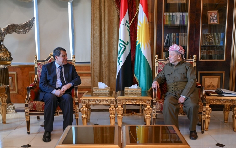 الرئيس مسعود بارزاني يبحث مع مظلوم عبدي تنفيذ الاتفاق بين قسد ودمشق