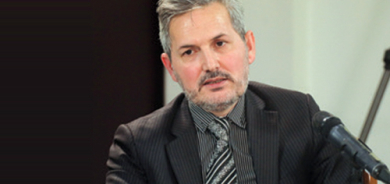 هیوا عەبدولخالق گەزنەیی  مامۆستای زانستە سیاسییەكان لە زانكۆی سەڵاحەدین:  ژیریی دەستكرد خەریكی دووبارە دابەشكردنەوەی نەخشەی هێزە لە سیستەمی نێودەوڵەتیدا