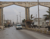 Şandeyeka Kobaniyê li Helebê daxwaza rakirina dorpêça li ser bajarê xwe kir