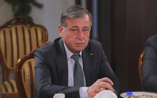 Ferhad Mihemed, endamê Bazneya Gotûbêj: Pêşketina bilez a teknolojiyê nayê rawestandin, divê em xwe bi wê re biguncînin