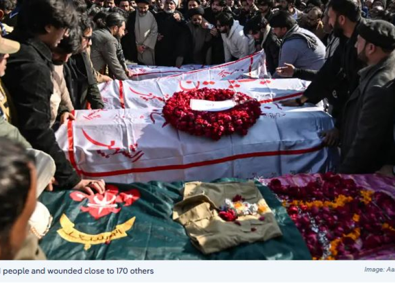 Deadly Suicide Bombing at Shiite Mosque Kills 31 in Islamabad