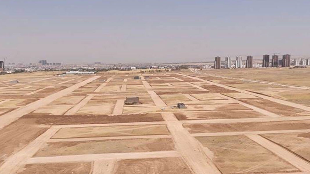 بدء إجراءات منح قطع أراضٍ لموظفي العقود في العاصمة أربيل