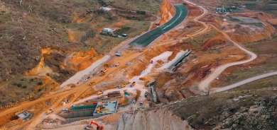 بتكلفة 135 مليار دينار.. إنجاز 75% من أعمال مشروع طريق (إتيت - باعذرة) الاستراتيجي