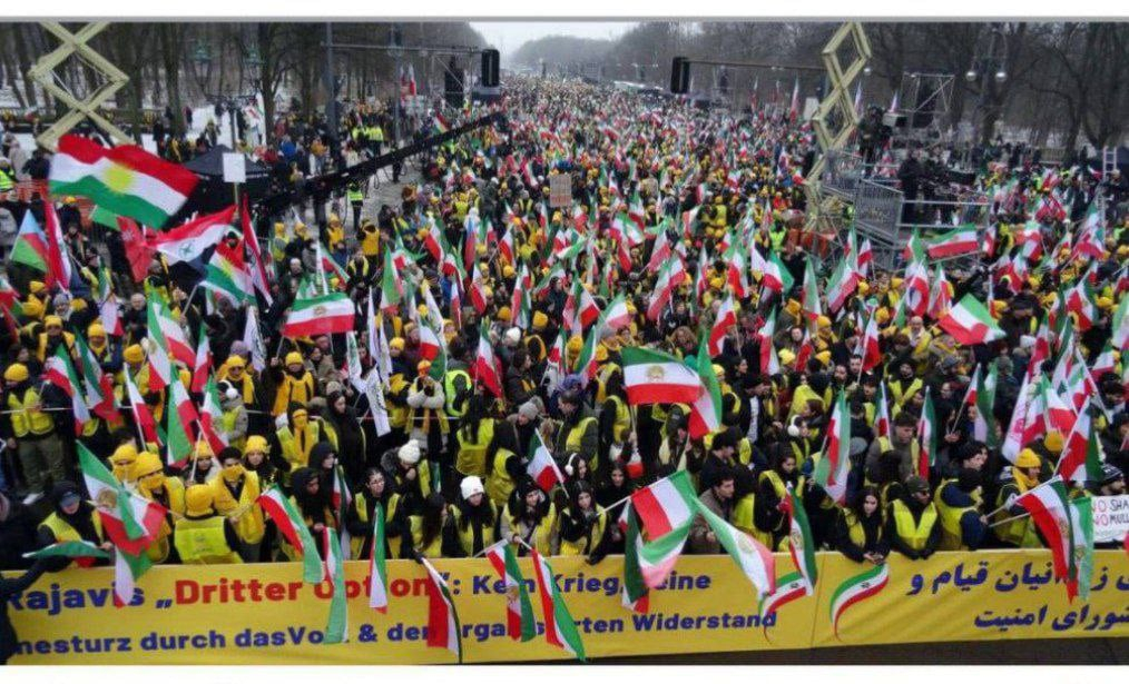 گردبوونەوە ناڕەزایەتییەکانی ئێران لە ئەوروپا و ئەمریکا بەردەوامە