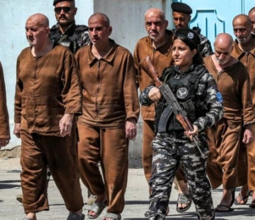 گواستنەوەی دەستگیرکراوانی داعش لە سوریاوە بۆ عێراق