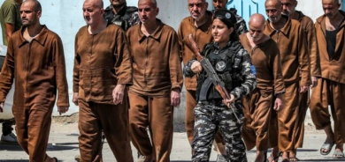 گواستنەوەی دەستگیرکراوانی داعش لە سوریاوە بۆ عێراق