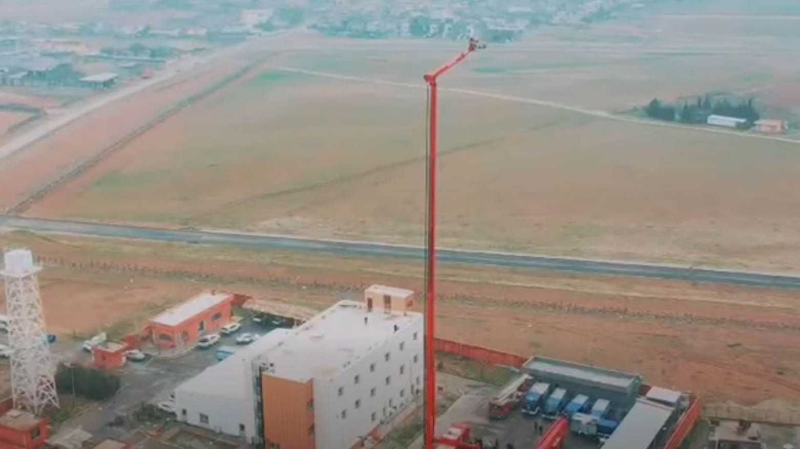 إقليم كوردستان يعزز أمن المباني الشاهقة بأبراج إطفاء متطورة بارتفاع 100 متر هي الأولى عراقياً