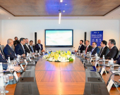 رئيس الحكومة يجتمع بحضور محافظ البنك المركزي العراقي مع المصارف والمَحافظ الرقمية المشاركة في مشروعي «حسابي» و «إي-بسولة»