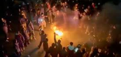 شعارات ليلية مناهضة لخامنئي في طهران في ذكرى الثورة