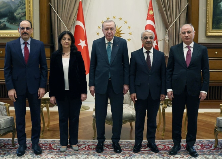 Heyeta Îmraliyê li ser hevdîtina bi Erdogan re daxuyanî da