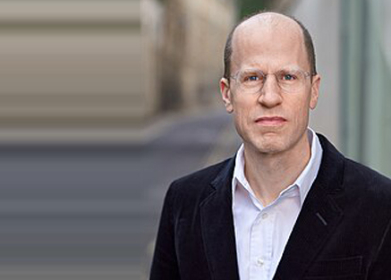 نیك بۆسترۆم  فەیلەسوف و دامەزرێنەری پەیمانگەی داهاتووی مرۆڤایەتی بۆ گوڵان:     مرۆڤایەتی لەبەردەم تاقیكردنەوەی «ژیریی باڵا»دایە كە جیهانێك دروست دەكات، تێیدا یەك هەڵەی تەكنەلۆژی دەبێتە ئەگەری هەرەسهێنانی شارستانییەت بە تەواوی