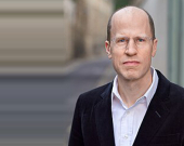 نیك بۆسترۆم  فەیلەسوف و دامەزرێنەری پەیمانگەی داهاتووی مرۆڤایەتی بۆ گوڵان:     مرۆڤایەتی لەبەردەم تاقیكردنەوەی «ژیریی باڵا»دایە كە جیهانێك دروست دەكات، تێیدا یەك هەڵەی تەكنەلۆژی دەبێتە ئەگەری هەرەسهێنانی شارستانییەت بە تەواوی