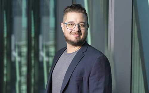 نیكۆلاس سوزۆر  پڕۆفیسۆری یاسا لە زانكۆی كوینزلاند:   هێشتا نازانین چۆن بە باشترین شێوە تەكنەلۆژیای دیجیتاڵی ڕێك بخەین