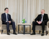 نيجيرفان بارزاني وإلهام علييف يؤكدان على تعزيز العلاقات بين إقليم كوردستان وأذربيجان