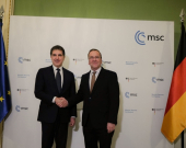 رئيس إقليم كوردستان يجتمع مع وزير الدفاع الألماني