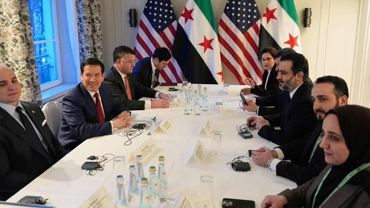 Mezlûm Ebdî, Marco Rubio û Esed Şeybanî civiyan