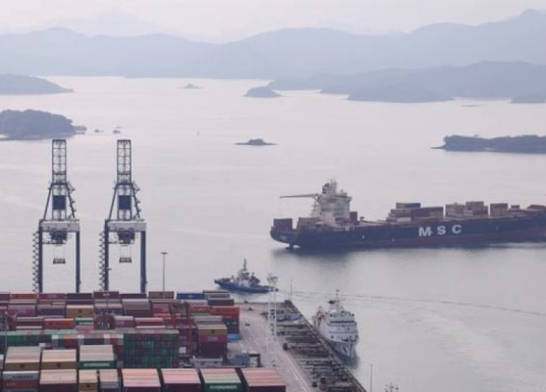 چین باج لەسەر ئەو کاڵایانە هەڵدەگرێت کە لە ٥٣ وڵاتی ئەفریقاوە هاوردە دەکرێن