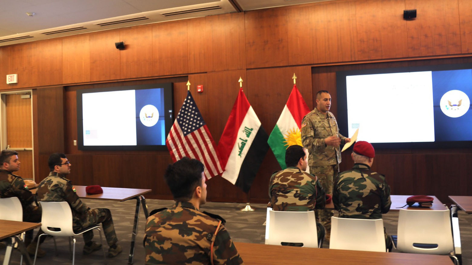 القنصلية الأمريكية في أربيل تخرّج دفعة جديدة من 