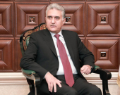 ڕێبەر ئەحمەد  وەزیری ناوخۆی حكومەتی هەرێمی كوردستان لە ئامۆژگای هۆدسۆن لە واشنتۆن: هەوڵەكانی سەرۆك بارزانی ڕێگری لە شەڕ كرد و ئاگربەستی لە نێوان ڕۆژئاوا و دیمەشق هێنایە ئاراوە