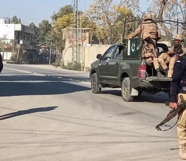 بەهۆی شەڕو پێكدادان 11سەربازی پاکستان کوژران