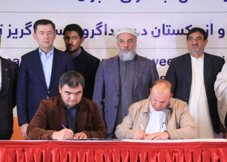 تاڵیبان و ئۆزبەکستان ٢٥ یاداشتنامەی لێکتێگەیشتن بە بەهای زیاتر لە ٣٠٠ ملیۆن دۆلار واژۆ دەکەن