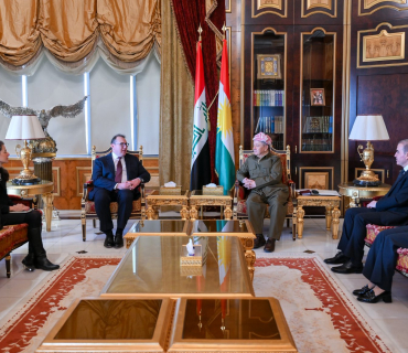 لـــە پیرمام سەرۆك مەسعود بارزانی پێشوازی لە بەڕێز جوشوا هاریس هەڵسوڕێنەری باڵیۆزخانەی ئەمەریكا لە عێراق كرد.