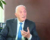 عبيدات: صاروخ من القذافي لإسقاط طائرة الملك حسين