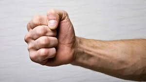 دلالات لا تتوقعها لعلاقة قوة القبضة بصحة أجسامنا