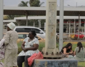 کارمەندانی فڕۆکەخانەی کینیا مانیان گرت