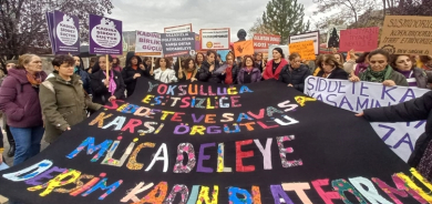 Li Tirkiyeyê di nava rojekê de 6 jin hatin kuştin