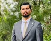 ڕەگ و ڕیشەی مێژوویی زمانی کوردی و پەرەسەندنی دیالێکتەکانی: خوێندنەوەیەکی ڕەخنەگرانە لەبەر ڕۆشنایی سەرچاوە مێژووییەکان