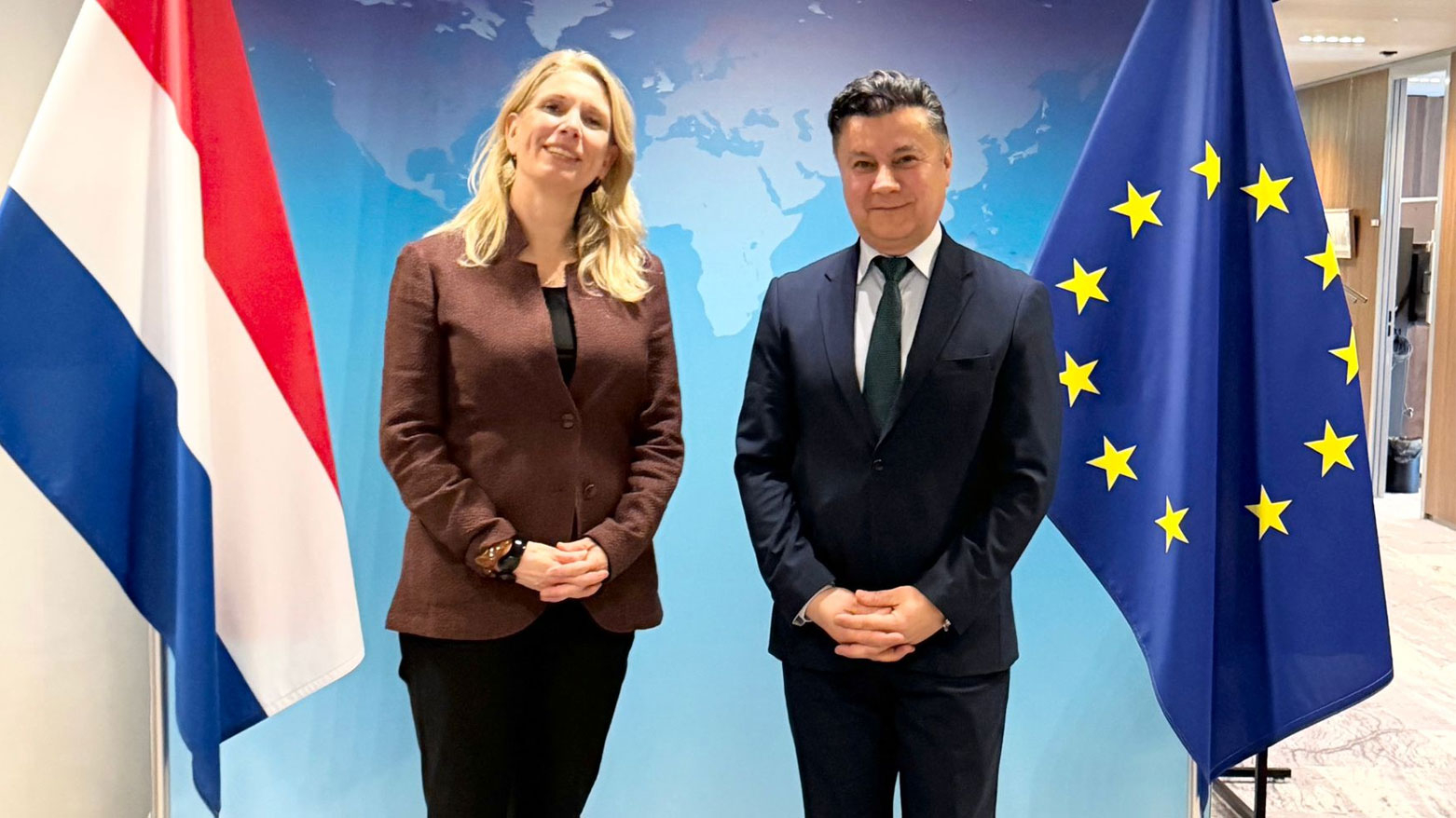 ممثل حكومة إقليم كوردستان لدى الاتحاد الأوروبي يزور وزارة الخارجية الهولندية