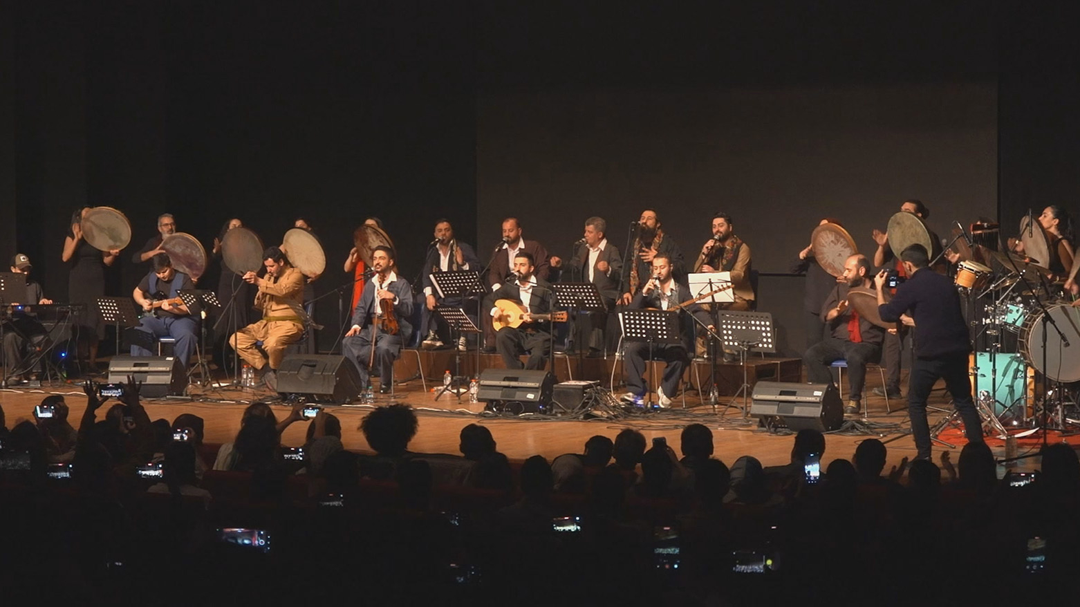 Koma Colemêrg Collective yekem car li Stenbolê konser da