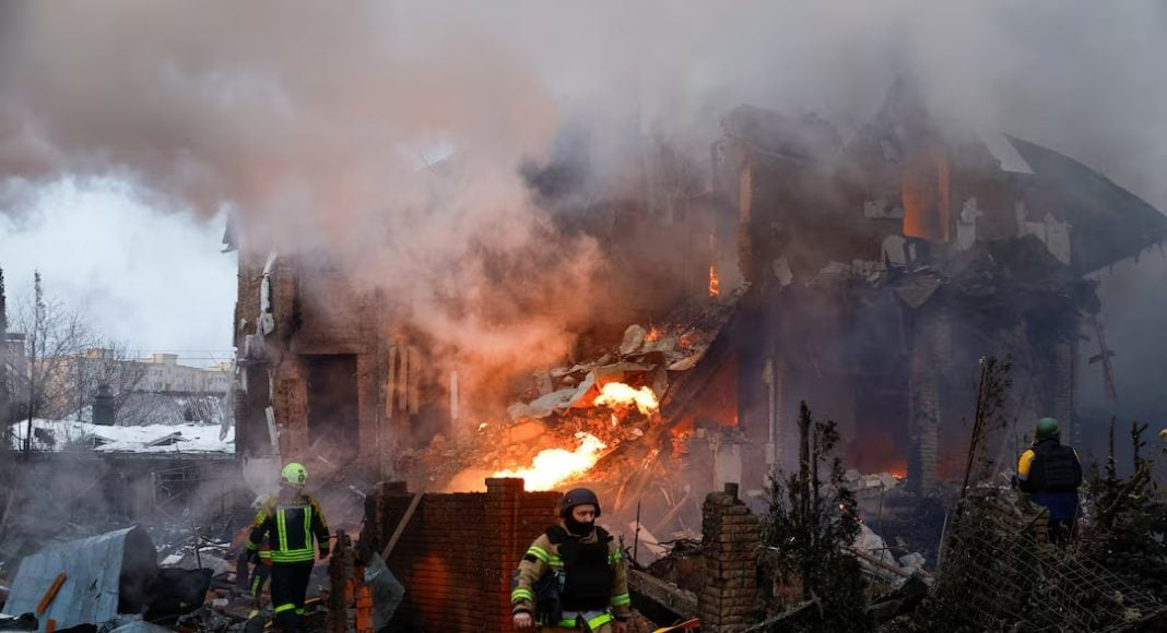 هێرشی گەورەی   مووشەک و فڕۆکەی بێفڕۆکەوانی ڕووسیا بۆ سەر ژێرخانی وزەی ئۆکرانیا