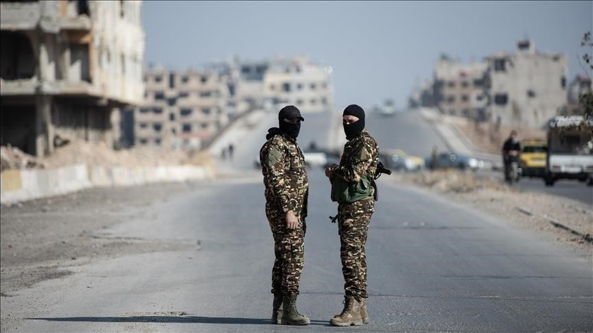 Çapemeniya Sûriyê: Şerekî giran di navbera hêzên ewlehiyê û paşmayên rejîma berê de dest pê kir