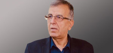 پانێڵی جینالۆجیای ناسنامە  د.كاوە مەحموود ڕووناكبیر و سیاسەتمەدار:  شوناسی كوردی لە ئێستادا لە «هەست»ـەوە گۆڕاوە بۆ «هۆشمەندی»هەر بۆیە ئەركی نوخبەی سیاسییە كە ئەم هۆشمەندییە بكاتە تەوەری كارەكانی و بیچەسپێنێت