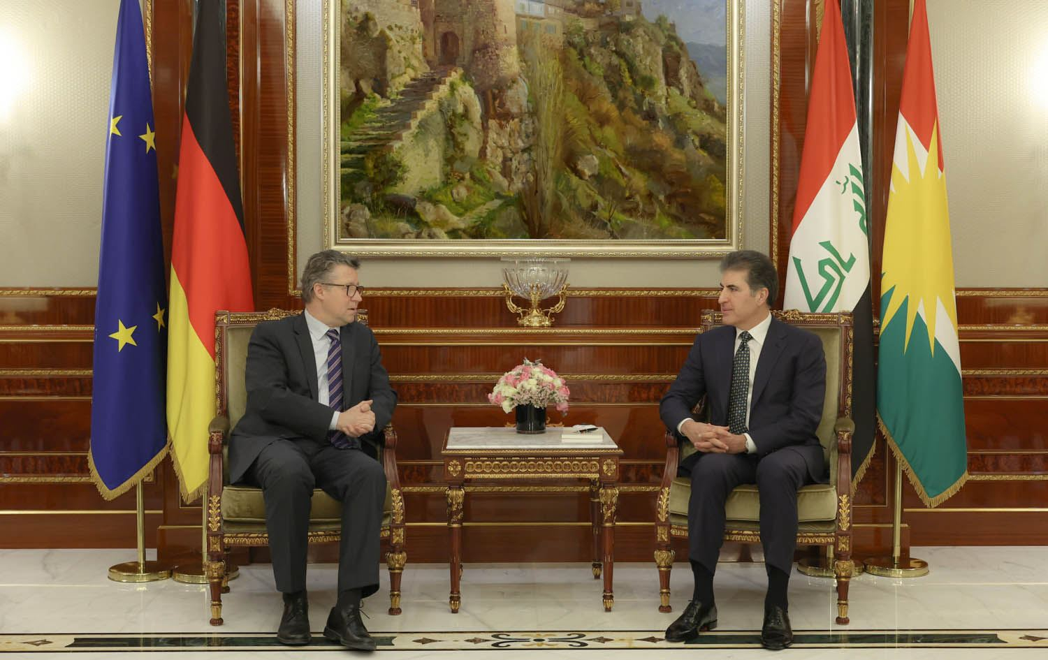 ســـەرۆکـــی هەرێمی کوردستان لەگەڵ وەزیری دەوڵەتی ئەڵمانیا بۆ کاروباری دەرەوە و شاندی یاوەری کۆبووەوە