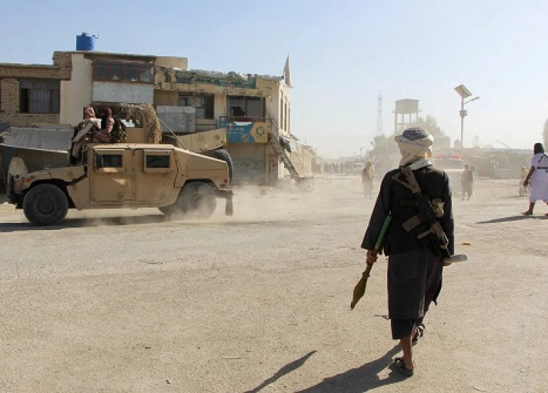 الحكومة الأفغانية تعلن قتل وأسر جنود باكستانيين