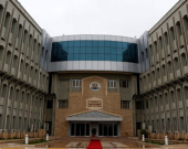 رئيس حكومة إقليم كوردستان يشكّل لجنة لدعم وسلامة المنتج المحلي من الدجاج