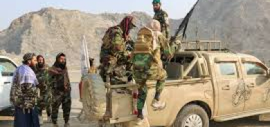 باكستان وأفغانستان تتبادلان القصف... ودعوات للتهدئة