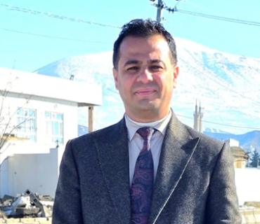 نادڵنیایی لە کۆشکی سپی چۆن لەم تاڵاوە دەربچین؟