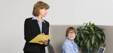 هل تتعقبك أدوات «مراقبة الموظفين» بالذكاء الاصطناعي؟