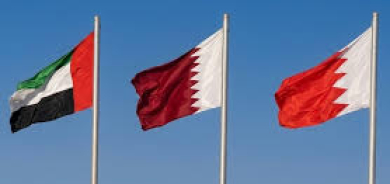 الإمارات وقطر والبحرين تتصدى لهجمات صاروخية من إيران