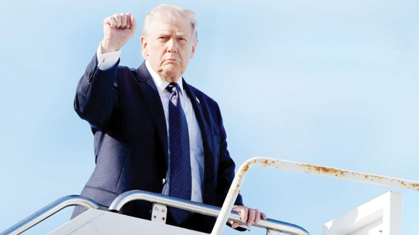 Donald Trump: Îro dê derbeyekî kujer li Îranê bê xistin