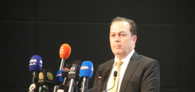 Dr. Salar Osman, Berpirsê Beşa Rewşenbîrî û Ragihandina Partiya Demokrat a Kurdistanê (PDK): Bazneya Gotûbêjê armanc dike ku bi awayekî asoyî bifikire û bi tevahiya têgihiştinên cuda tabloyê baştir bixemilîne.