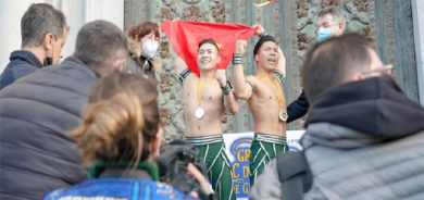 نمایشی سەر سەری دووبرا