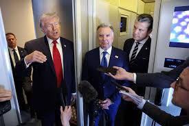 طهران تحت النار... وترمب يرفع سقف الحرب