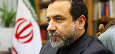 الخارجية الإيرانية تستبعد المحادثات في ظل الهجمات