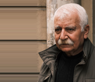 فوئاد ئۆنن  نووسەر و سیاسەتمەداری كورد لە توركیا:     مێژوو پێمان دەڵێت دەرفەتەكان هەمیشەیی نین، ئەو بۆشاییە ئەمنی و سیاسییەی لە ناوچەكەدا دروست بووە، ئەگەر ژیرانە پڕ نەكرێتەوە، نەیاران بە پیلانی مەترسیدار پڕی دەكەنەوە